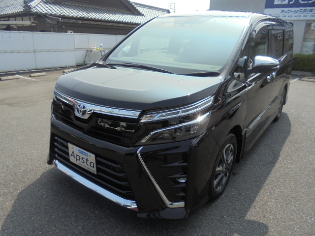 トヨタミニバン代表ヴォクシー　ZS煌Ⅲ（令和3年式　ブラック）登場！！